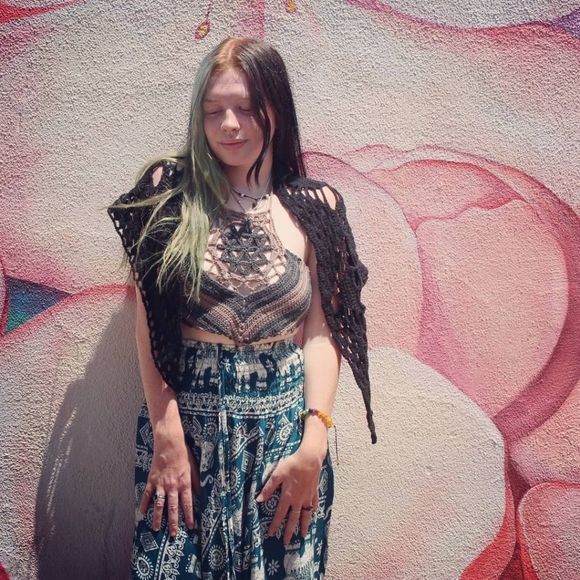 Crochet flower of life halter top - Picture 2 of 8